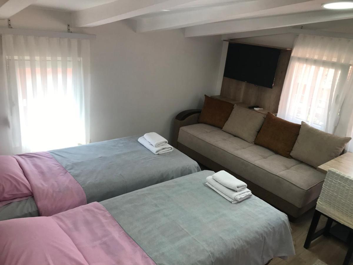 Centar Bruno Apartment Novi Pazar Exterior foto